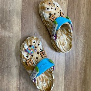 Cinnamon Toast Crunch Crocs